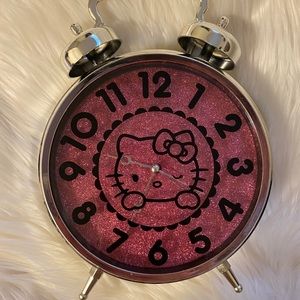 🌿 3 for $15 Hello Kitty Alarm Clock